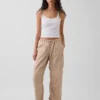 Utility-Hose mit mittlerer Leibhöhe aus Twill und weitem Bein