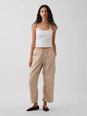 Utility-Hose mit mittlerer Leibhöhe aus Twill und weitem Bein
