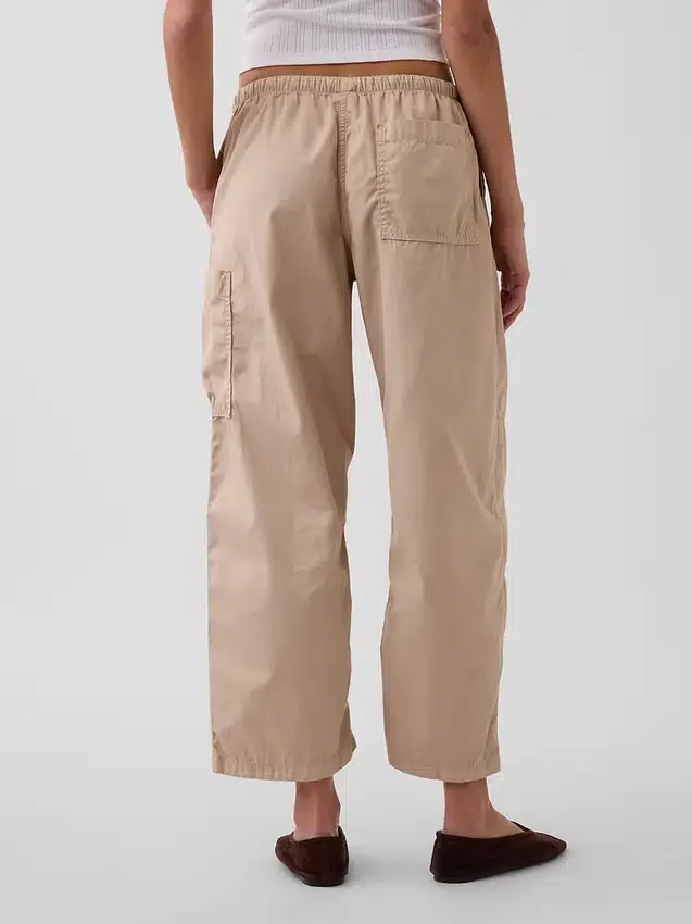 Utility-Hose mit mittlerer Leibhöhe aus Twill und weitem Bein