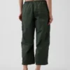 Utility-Hose mit mittlerer Leibhöhe aus Twill und weitem Bein