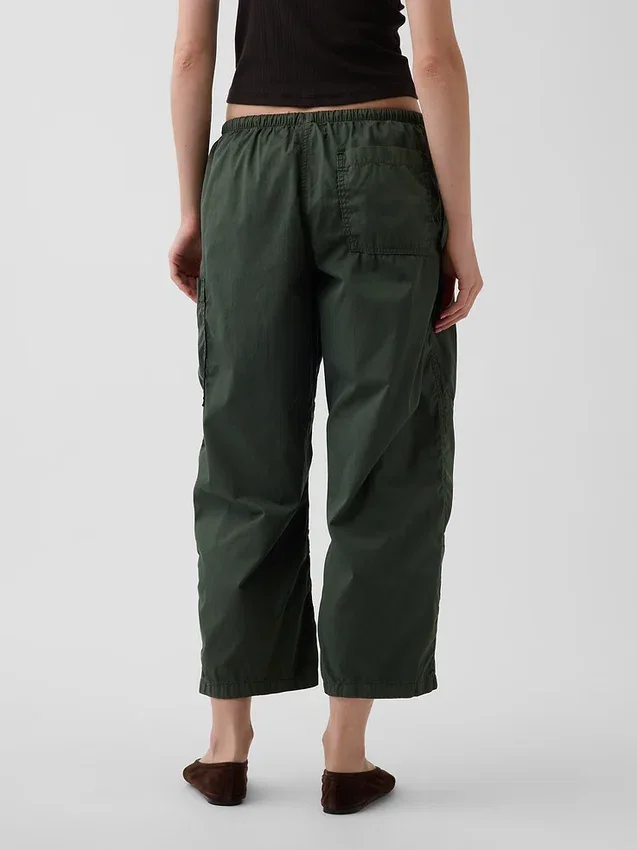 Utility-Hose mit mittlerer Leibhöhe aus Twill und weitem Bein
