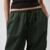 Utility-Hose mit mittlerer Leibhöhe aus Twill und weitem Bein