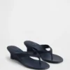 Vegan-Leder-Keilabsatz-Zehensandalen