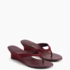 Vegan-Leder-Keilabsatz-Zehensandalen