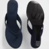Vegan-Leder-Keilabsatz-Zehensandalen