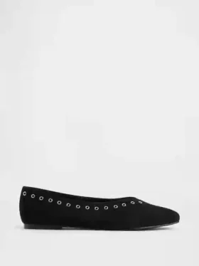 Vegane Ballerinas aus Wildleder
