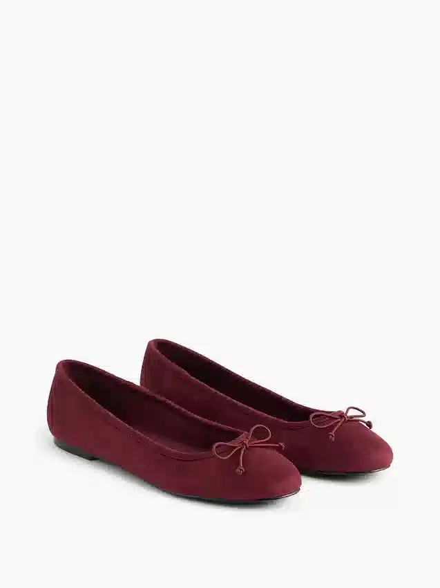 Vegane Ballerinas aus Wildleder