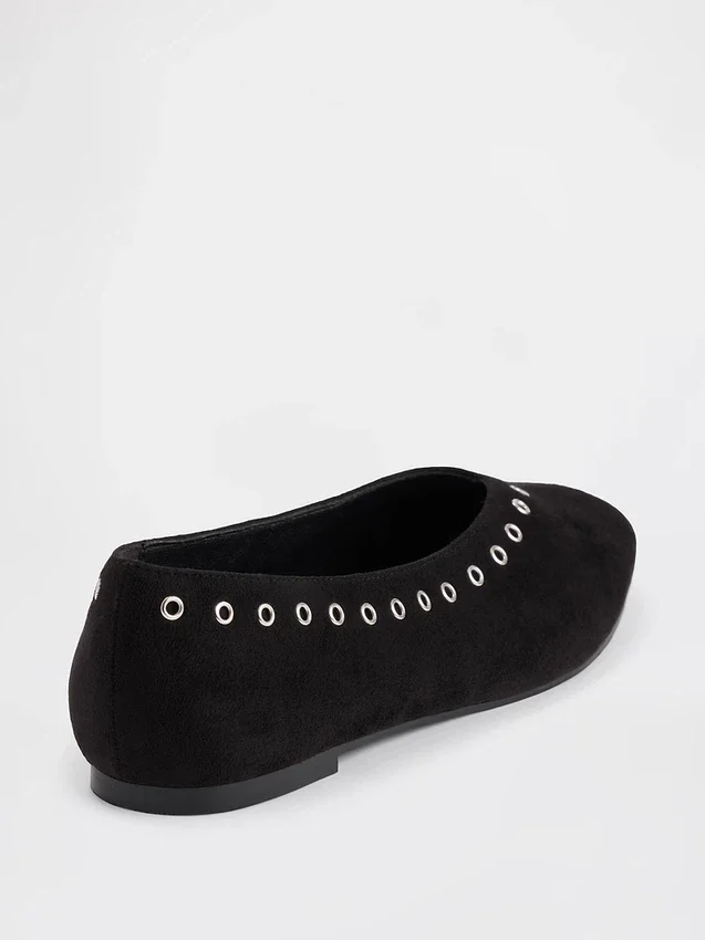 Vegane Ballerinas aus Wildleder