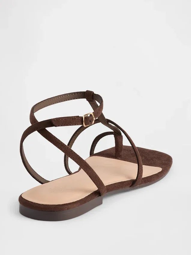 Vegane T-Riemchen-Sandalen aus Wildleder