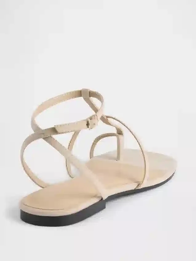 Vegane T-Riemchen-Sandalen aus Wildleder