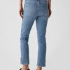 Vintage-Slim-Jeans mit mittlerer Leibhöhe und gespaltenem Saum