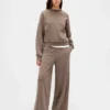 Vintagesoft Sweatshirt mit Keilausschnitt und Rundhalsausschnitt