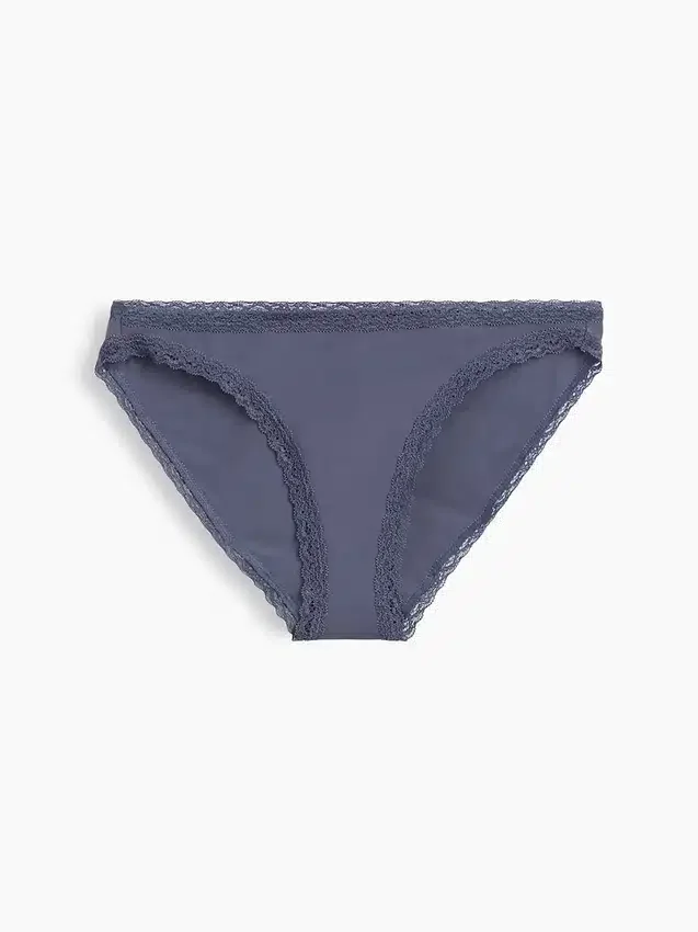 Weichster Bikini aus Bio-Stretch-Baumwolle mit Spitzenbesatz