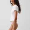 Weichster String aus Bio-Stretch-Baumwolle mit Spitzenbesatz