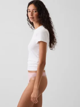 Weichster String aus Bio-Stretch-Baumwolle mit Spitzenbesatz