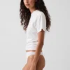 Weichster String aus Bio-Stretch-Baumwolle mit Spitzenbesatz