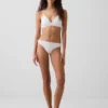 Weichster String aus Bio-Stretch-Baumwolle mit Spitzenbesatz