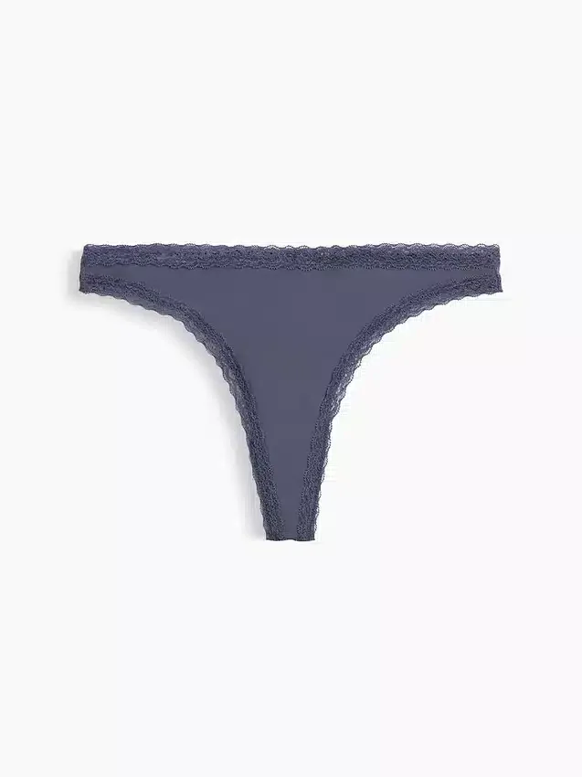 Weichster String aus Bio-Stretch-Baumwolle mit Spitzenbesatz