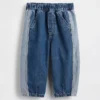 Zweifarbige Barrel-Jeans zum Hineinschlüpfen für Baby & Kleinkind