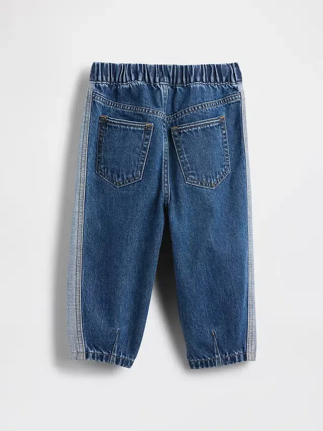 Zweifarbige Barrel-Jeans zum Hineinschlüpfen für Baby & Kleinkind